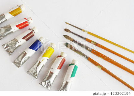 油絵の具 画材道具 木製パレット 絵の具 画材 絵筆 筆 油絵の具 画材道具 木製パレット 絵の具 画材 絵筆 筆 123202194