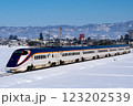 雪上を走る山形新幹線つばさ 123202539