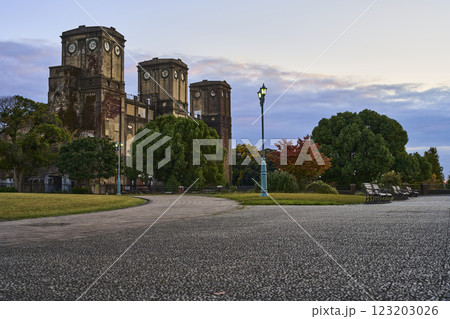 旧根岸競馬場一等馬見所 横浜市認定歴史的建造物 旧根岸競馬場一等馬見所 横浜市認定歴史的建造物 123203026