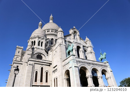 モンマルトルのサクレクール寺院 123204010