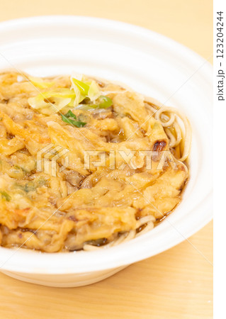 おいしいコンビニの天ぷら蕎麦 おいしいコンビニの天ぷら蕎麦 123204244