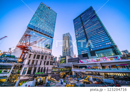 日本の東京都市景観 2月。さよなら渋谷駅西口…右のビル側はすでに更地に…=令和7年2月19日 日本の東京都市景観 2月。さよなら渋谷駅西口…右のビル側はすでに更地に…=令和7年2月19日 123204716