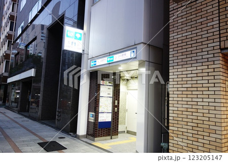 東京の都営地下鉄と東京メトロの乗り換えられる駅 123205147