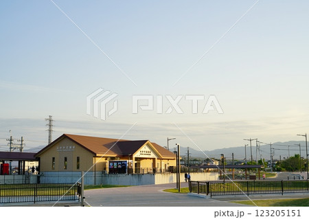 アウトレット最寄り駅のふかや花園駅 123205151