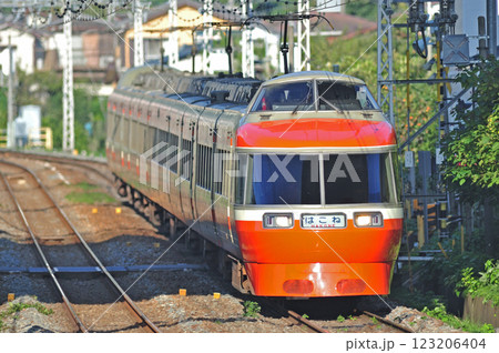 小田急小田原線　秦野－新松田　小田急　7000形　7003編成　はこね　LSE 123206404