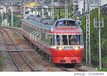 小田急小田原線　秦野－新松田　小田急　7000形　7004編成　はこね　LSE 123206405