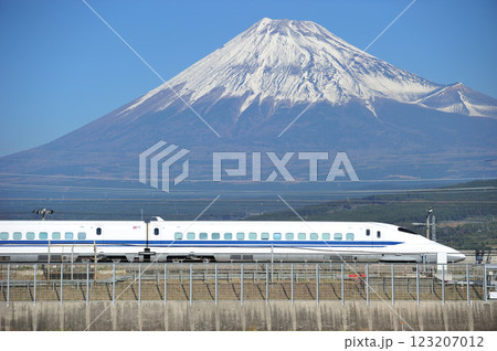 東海道新幹線　三島ー新富士　JR東海　700系　C37編成（東京）　のぞみ　ひかり　こだま 123207012