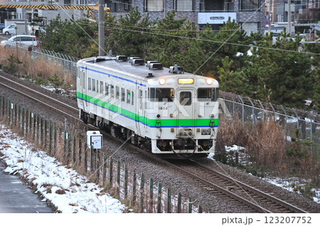 江差線 東久根別-七重浜 JR北海道 キハ40-1804(函館) 江差線 東久根別-七重浜 JR北海道 キハ40-1804(函館) 123207752