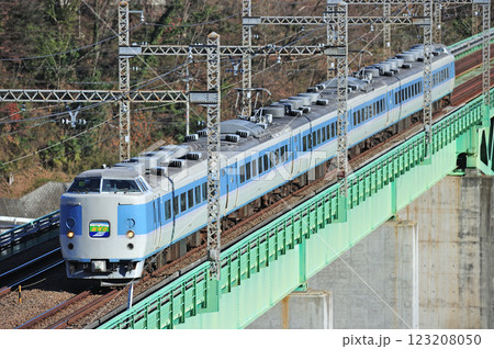 中央本線 鳥沢-猿橋 JR東日本 183系 マリ32編成(幕張) あずさ 中央本線 鳥沢-猿橋 JR東日本 183系 マリ32編成(幕張) あずさ 123208050