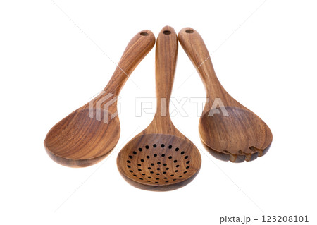 wooden spatulas isolated 123208101