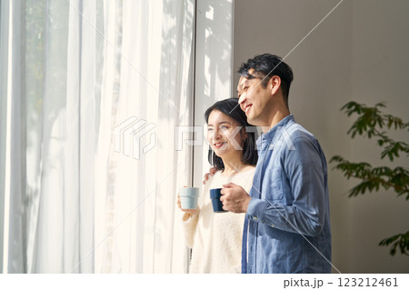 仲の良い夫婦 仲の良い夫婦 123212461