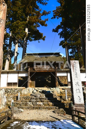 奥の正法寺（正月） 123212585