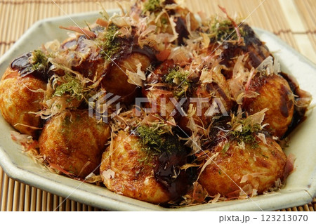 大阪名物たこ焼 123213070