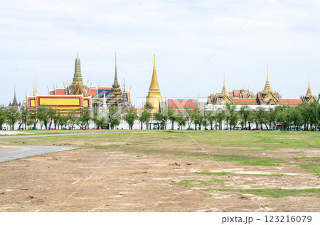 Wat Prakeaw, The Temple of the Emerald Buddha in Bangkok Thailand , Grand palace with golden spire and blue sky. 123216079