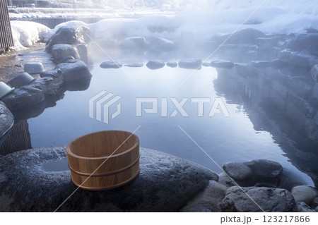 三朝温泉 の雪景色 三朝温泉 の雪景色 123217866