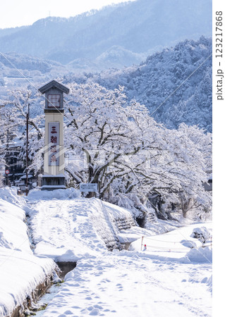 三朝温泉 の雪景色 三朝温泉 の雪景色 123217868
