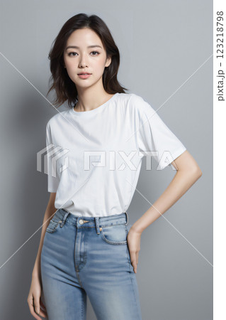 若い女性のビューティーポートレート 123218798