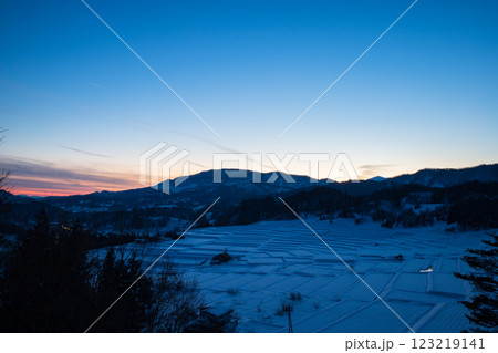 雪景色の椹平の棚田 123219141
