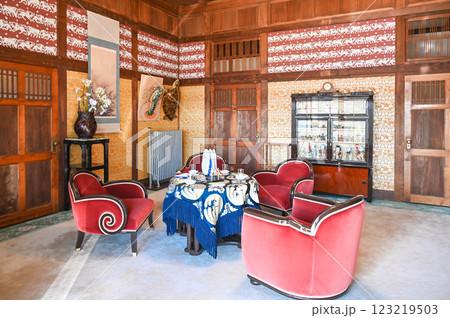 荻外荘　近衛文麿私邸の客間　昭和政治 123219503