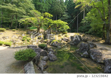 一乗谷朝倉氏遺跡 諏訪館跡庭園 一乗谷朝倉氏遺跡 諏訪館跡庭園 123219842