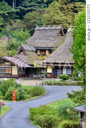 美山 かやぶきの里（京都・美山町） 123220372