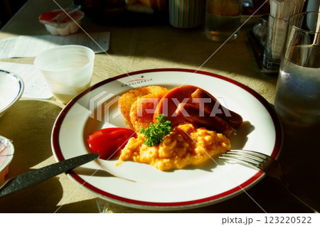 洋朝食　カシオペアの食堂車で楽しむ優雅な朝食 123220522