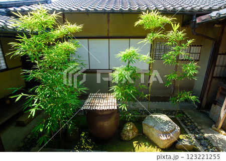 京都　大法院　中庭 123221255