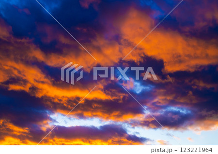 夕焼け空 123221964