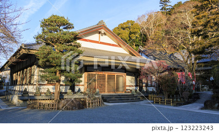 伊豆半島の修善寺の修禅寺の冬 123223243
