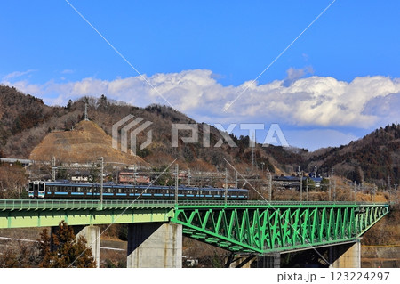 鳥沢橋梁を渡る211系 鳥沢橋梁を渡る211系 123224297