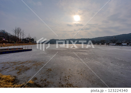 韓国 利川市 雪峰公園の風景 韓国 利川市 雪峰公園の風景 123224340