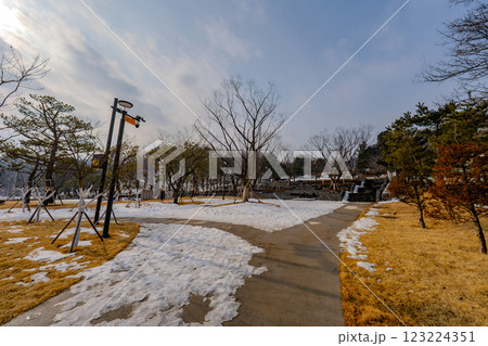 韓国 利川市 雪峰公園の風景 韓国 利川市 雪峰公園の風景 123224351