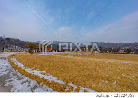 韓国 利川市 雪峰公園の風景 韓国 利川市 雪峰公園の風景 123224358