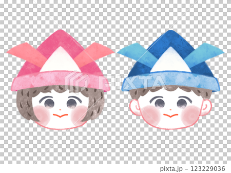 兜をかぶるこどもたち 123229036