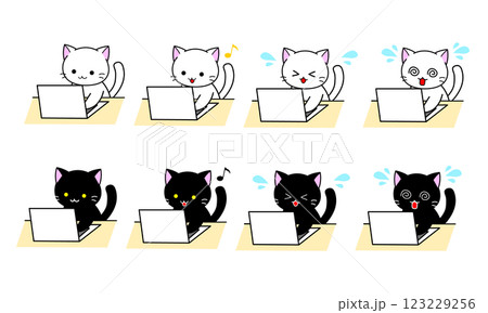 PCで仕事をする白猫と黒猫 PCで仕事をする白猫と黒猫 123229256