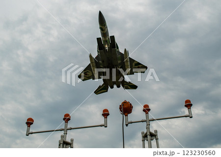 誘導灯とF15 誘導灯とF15 123230560