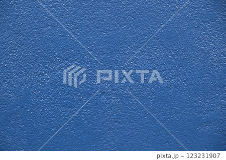 青い壁 123231907