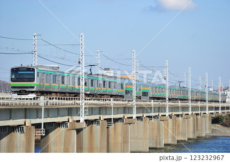 東海道本線　茅ヶ崎－平塚　JR東日本　E231系1000番台　K-41編成（国府津） 123232967