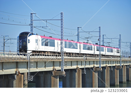 東海道本線 茅ヶ崎-平塚 JR東日本 E259系 Ne021編成(鎌倉) マリンエクスプレス踊り子 東海道本線 茅ヶ崎-平塚 JR東日本 E259系 Ne021編成(鎌倉) マリンエクスプレス踊り子 123233001