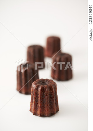 カヌレ・ド・ボルドー　洋菓子イメージ 123239846