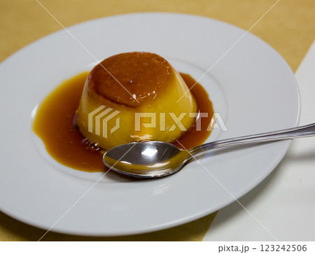 Caramel pudding or flan Caramel pudding or flan 123242506