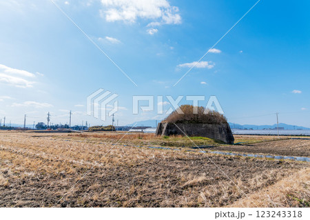柳本飛行場跡北側防空壕跡の景色 123243318