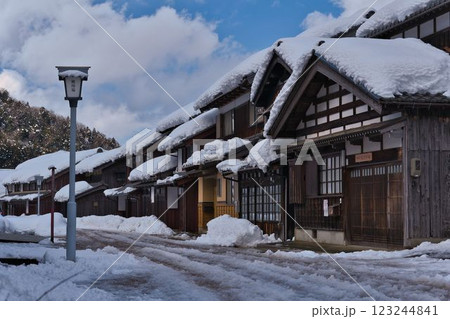 雪の若狭鯖街道熊川宿の風景 雪の若狭鯖街道熊川宿の風景 123244841