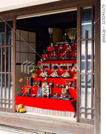 ひな人形 123245179