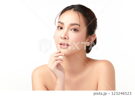 Beautiful young asian woman with clean fresh skin on white background, Face care, Facial treatment, Cosmetology, beauty and spa, Asian women portrait. Beautiful young asian woman with clean fresh skin on white background, Face care, Facial treatment, Cosmetology, beauty and spa, Asian women portrait. 123246523