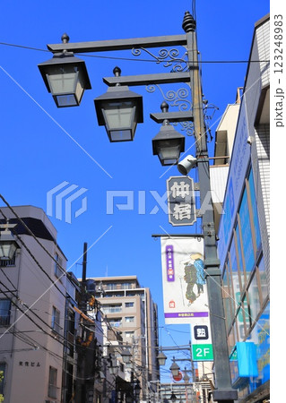 旧中山道板橋宿(中宿商店街) 東京都板橋区 旧中山道板橋宿(中宿商店街) 東京都板橋区 123248983