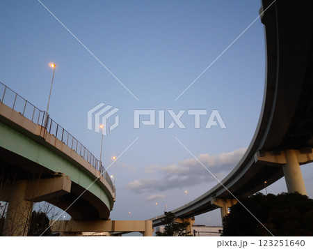 首都高速道路のある風景|辰巳ジャンクション 首都高速道路のある風景|辰巳ジャンクション 123251640
