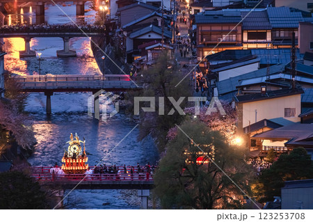 230414春の高山祭夜祭g030 123253708