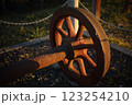 錆びた鉄道車輪 123254210