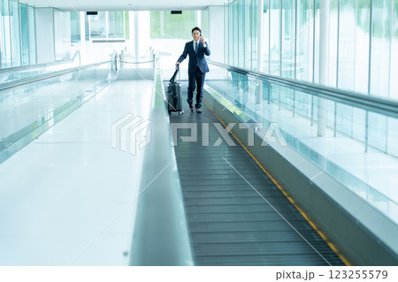 ビジネスマン 123255579